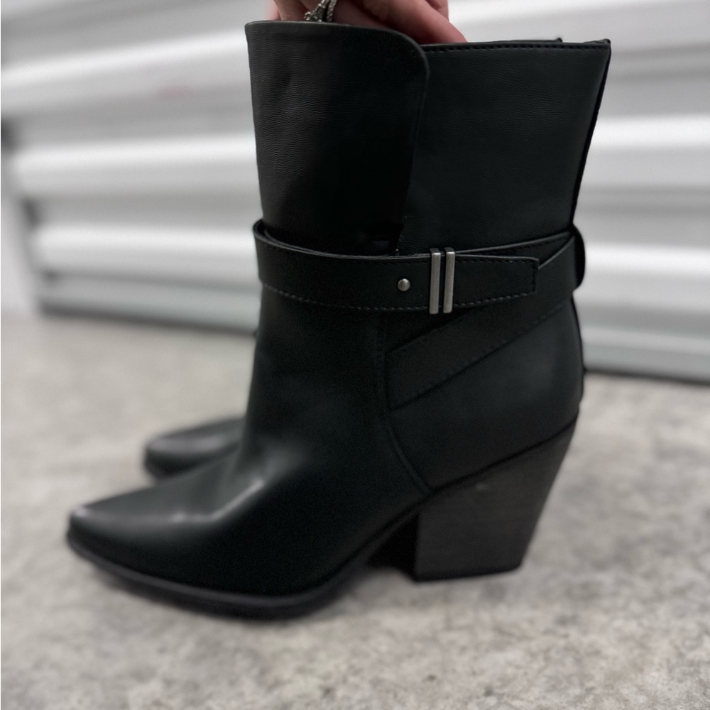 New! NWOT! SOUL Naturalizer black leather, mid-calf heeled boots - Picture 4 of 5